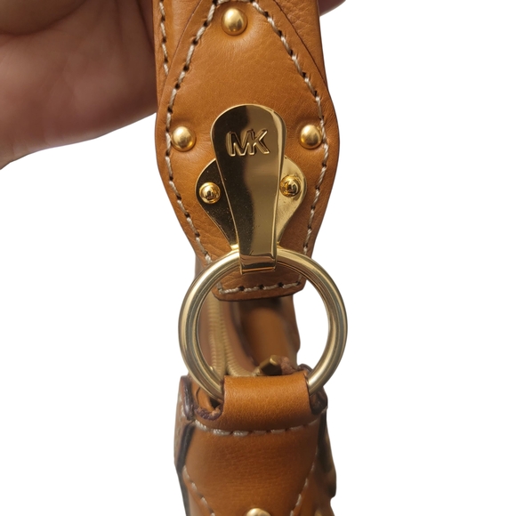 Michael Kors Tan Leather Shoulder Bag with Gold Accents - Picture 6 of 8
